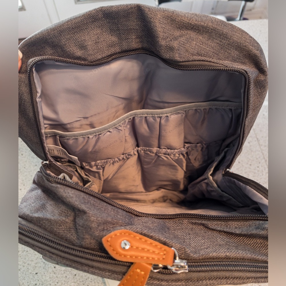 ❤️BNWT BOBBLE ROO DIAPER BAG❤️ - Picture 5 of 6